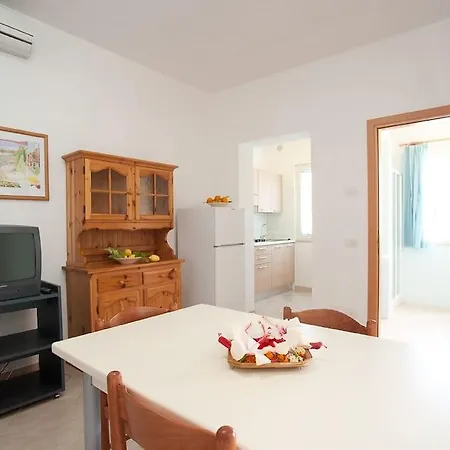 Nicolaus Club Oasi Hotel