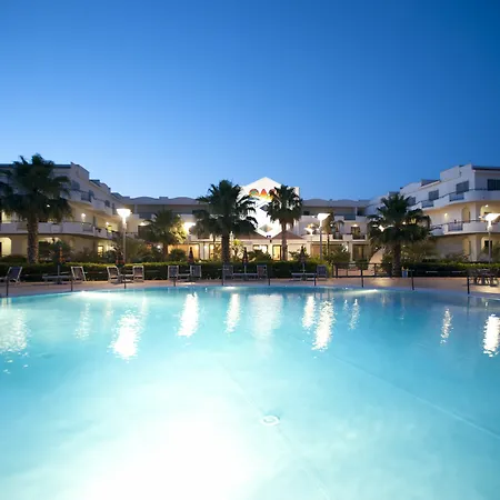 Hotel Nicolaus Club Oasi 4*