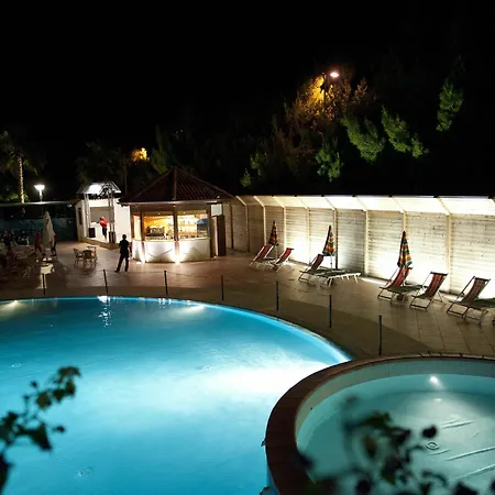 Nicolaus Club Oasi 4*